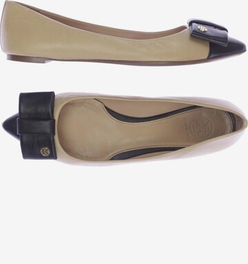 Tory Burch Flats & Loafers in 39 in Beige: front