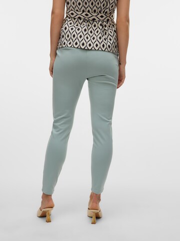 VERO MODA Tapered Hose 'VMEva' in Grün