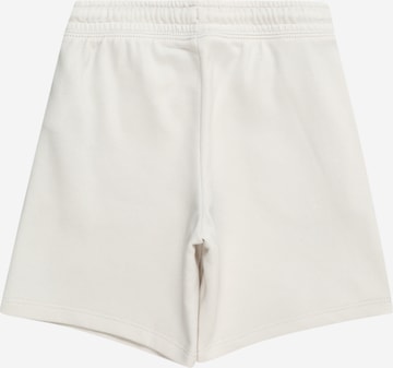GAP Regular Панталон в бяло