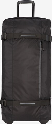 American Tourister Travel Bag in Black: front