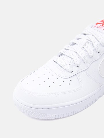 Nike Sportswear Låg sneaker 'AIR FORCE 1 '07' i vit