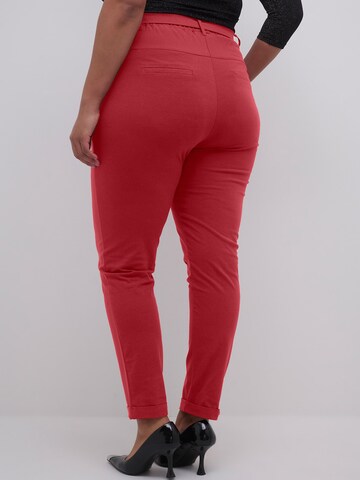 KAFFE CURVE Regular Trousers 'Jia' in Red