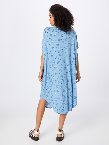 Monki Kleid in Blau