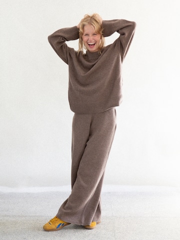 KOPYTO Wide Leg Sporthose in Braun