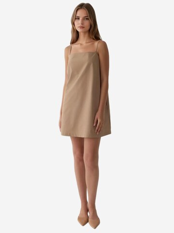 Hiccup - Vestido em bege: frente