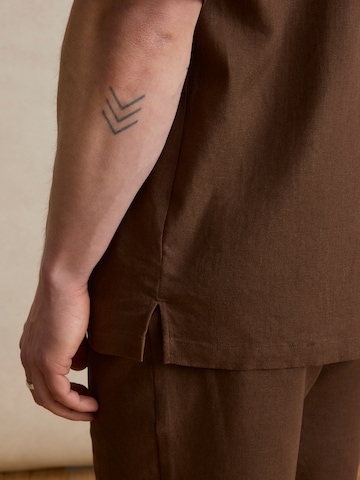 DAN FOX APPAREL Regular fit Ing 'Ryan' - barna