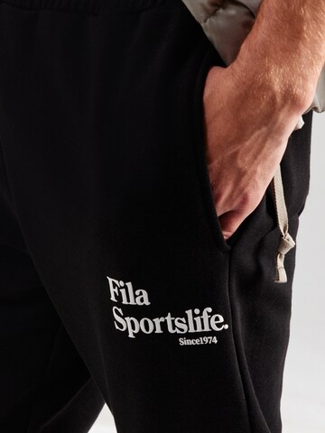 Tapered Pantaloni sport 'LESGES' de la FILA pe negru