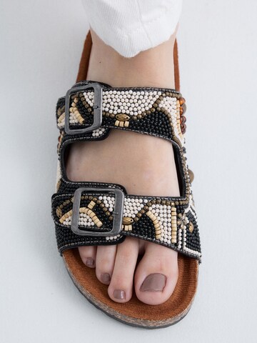 EXE - Sandalias '0710-1' en negro