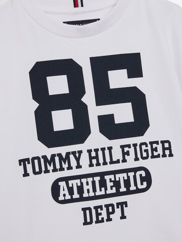 TOMMY HILFIGER T-shirt 'Collegiate' i vit