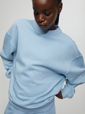 Sweat-shirt Pull&Bear en bleu