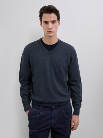 Scalpers Sweater in Blue