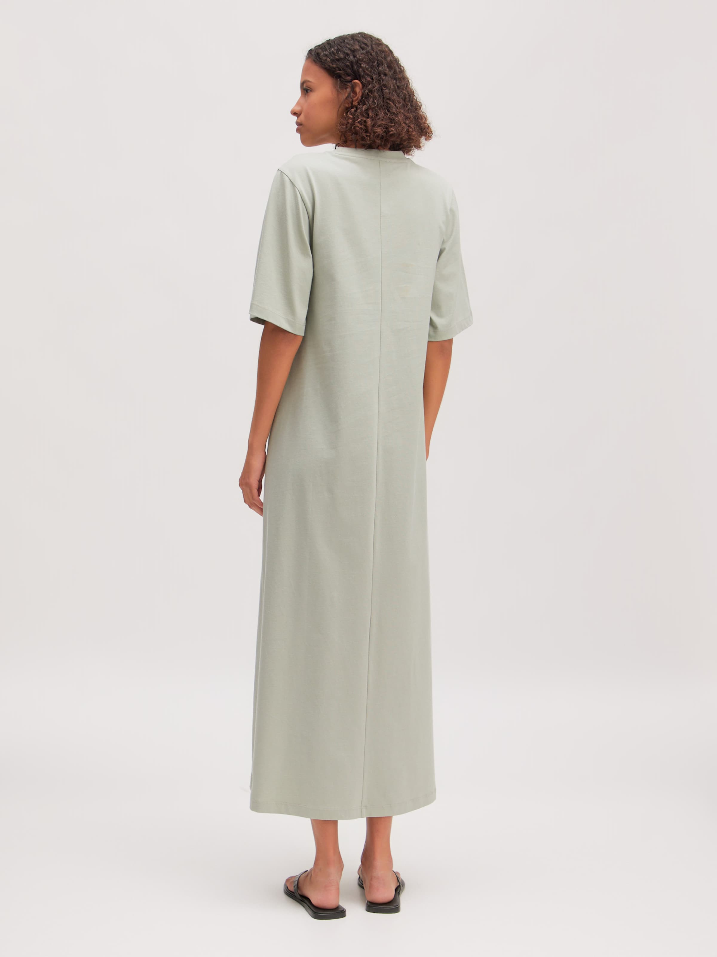 Robe 'Kallie'