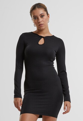 Urban Classics Dress in Black: front