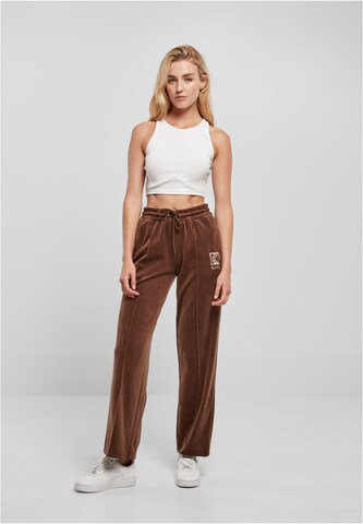 Loosefit Pantalon Karl Kani en marron