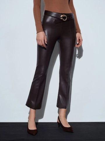 Flared Leggings 'Gamaschen' di Dilvin in marrone