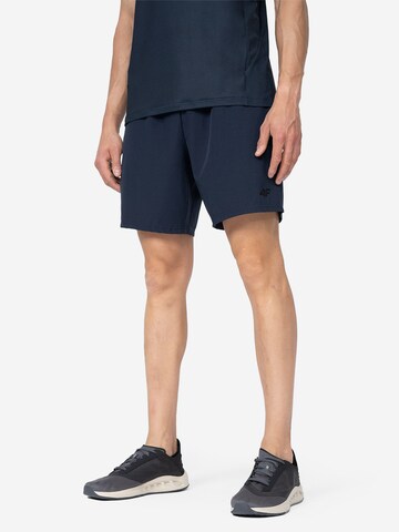 Regular Pantalon de sport 4F en bleu : devant