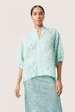 SOAKED IN LUXURY Blouse in Groen: voorkant