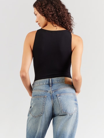 GUESS - Camisa body 'PENELOPE' em preto