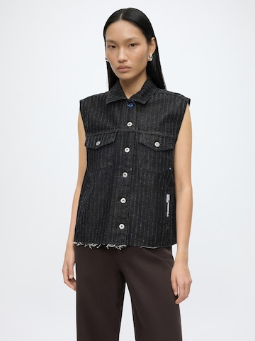 KARL LAGERFELD JEANS Елек в черно: отпред