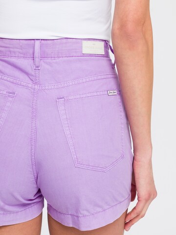 Cross Jeans Regular Pleat-Front Pants in Purple