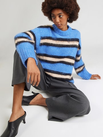 Monki Sweater in Blue: front
