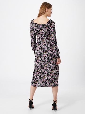 Missguided Mekko värissä lila