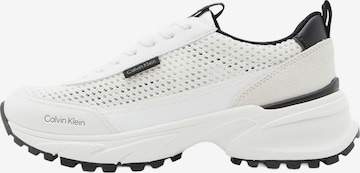 Baskets basses Calvin Klein en blanc : devant