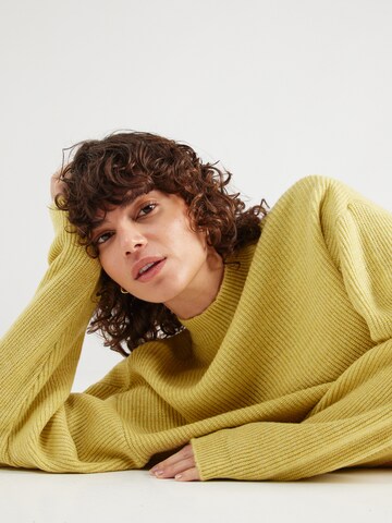 ABOUT YOU - Pullover 'Asya' em amarelo