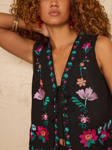 love & roses Vesta – černá