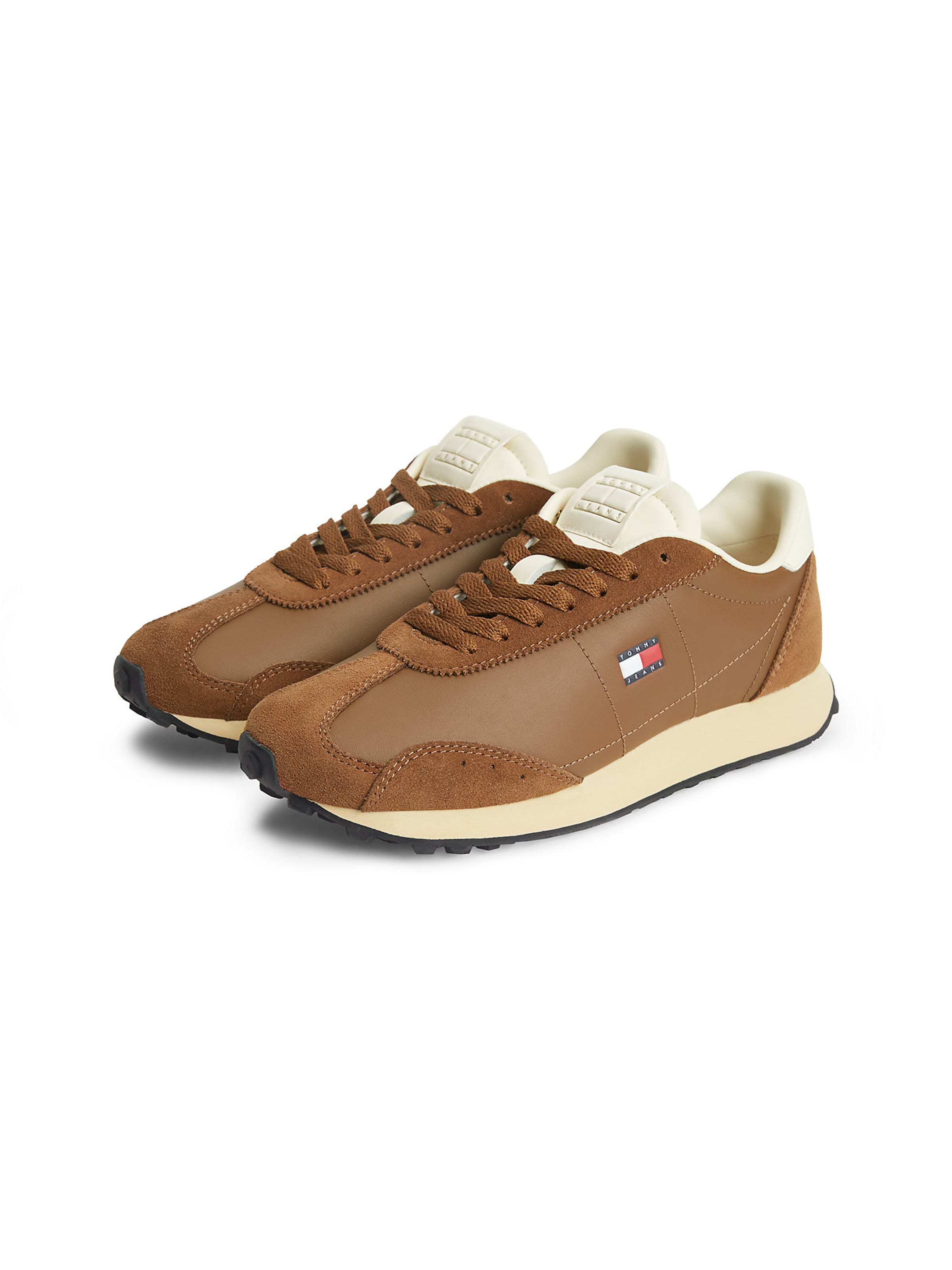 Tommy Jeans Sneaker in Braun