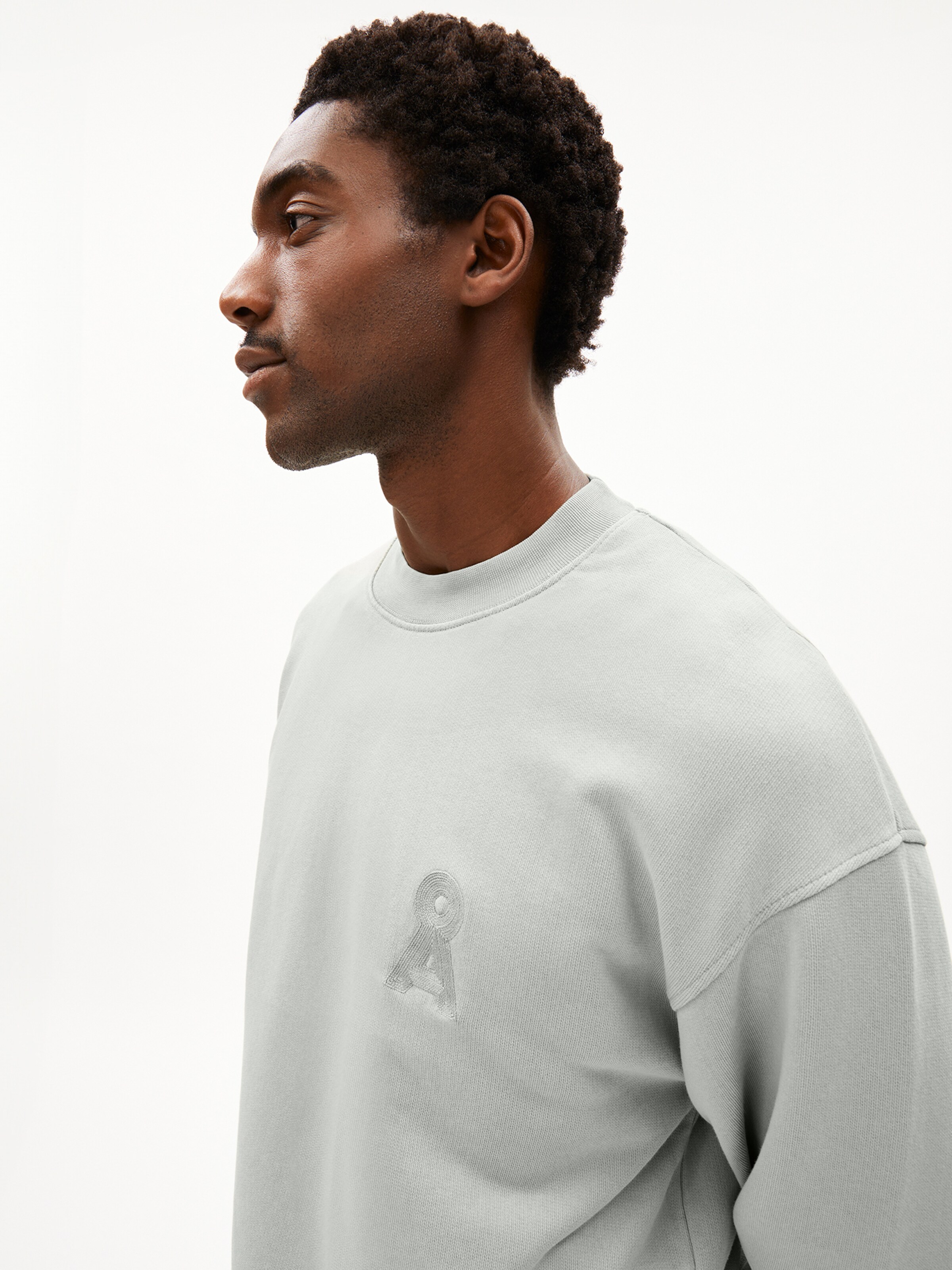 ARMEDANGELS Pullover EMAAL CREWNECK GMT DYE in Grün: Vorderseite