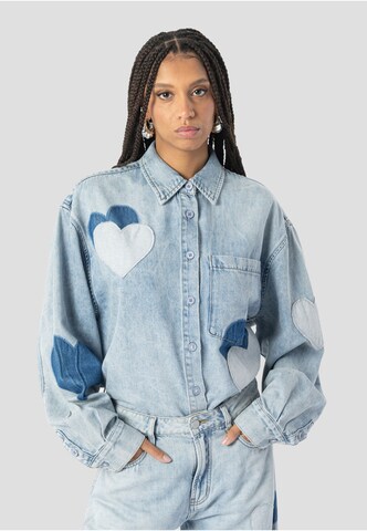 Elias Rumelis Shirt 'BEBA' in Blau: Vorderseite