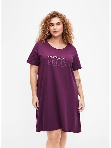 Chemise de nuit 'Mally' Zizzi en violet : devant