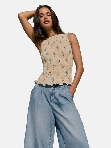 Friends Like These Top in Beige: front