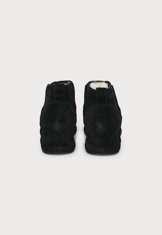 UGG Ботинки 'Classic Mini Enwrap' в Черный
