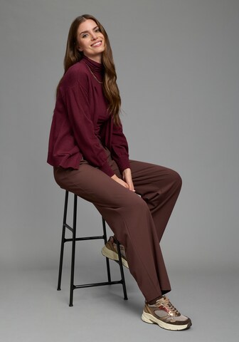 LAURA SCOTT Knit Cardigan in Red