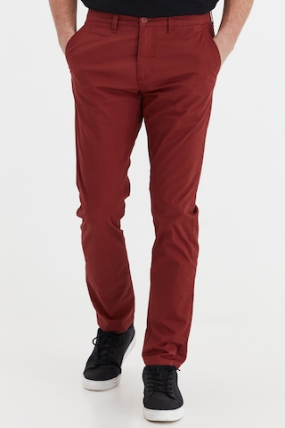 !Solid Chinohose 'KILIAN' in Rot: front