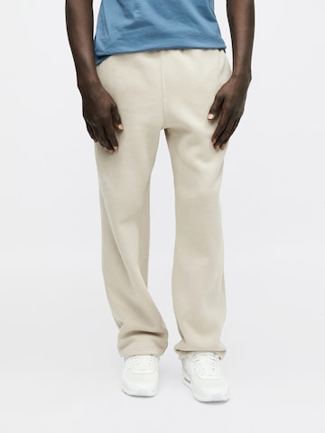 Regular Pantalon 'ATHL CLUB' Nike Sportswear en beige : devant
