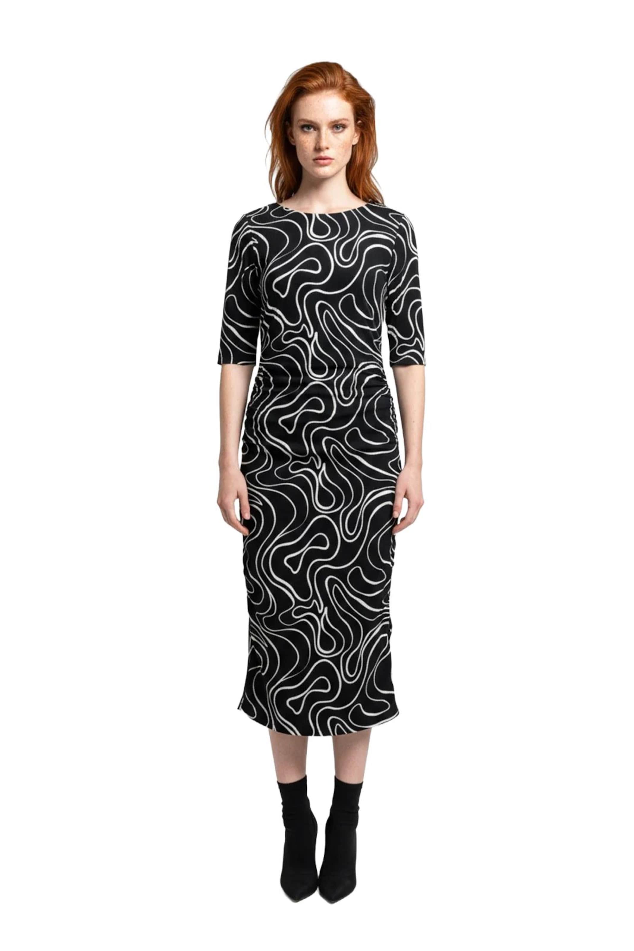 No Matter What Kleid in Schwarz: Vorderseite