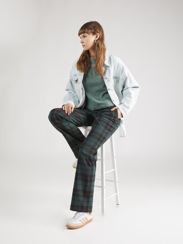 LEVI'S ® T-Shirt 'Rickie' in Grün