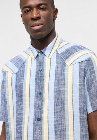 MUSTANG Regular fit Button Up Shirt in Mixed colours