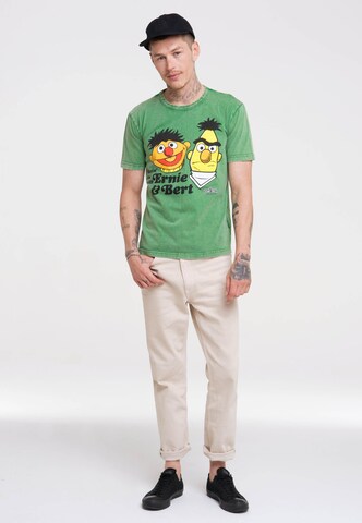 LOGOSHIRT Shirt 'Sesamstrasse - Ernie & Bert' in Groen