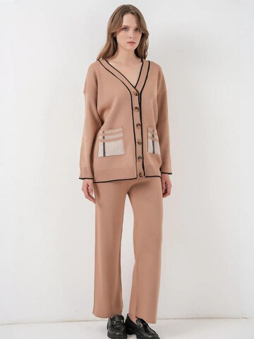 Pantalons de tailleur Bigdart en marron : devant