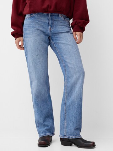 Bershka Jeans in Blue: front