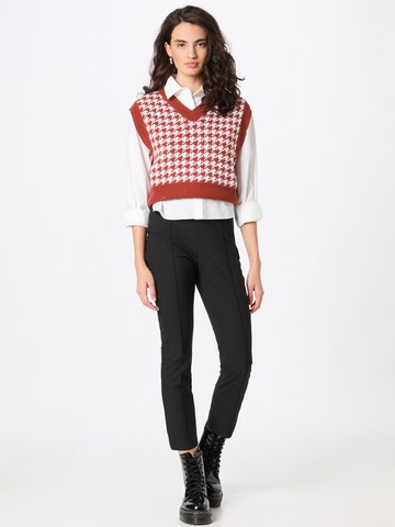 MADS NORGAARD COPENHAGEN Regular Trousers in Black