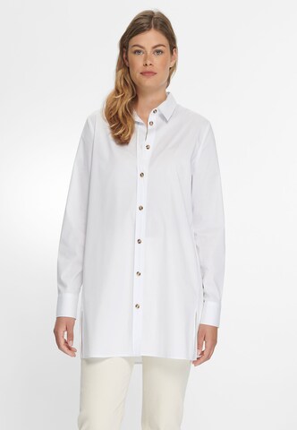 Emilia Lay Blouse in Wit: voorkant