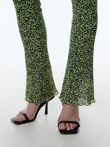 EDITED Flared Broek 'Alex' in Groen