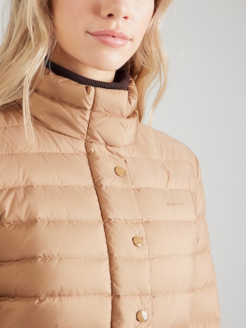 Geacă de primăvară-toamnă de la GANT pe bej