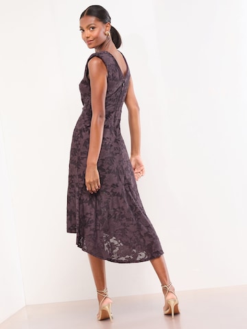 Lipsy Estélyi ruhák - piros