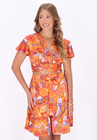 IZIA Blouse in Oranje: voorkant